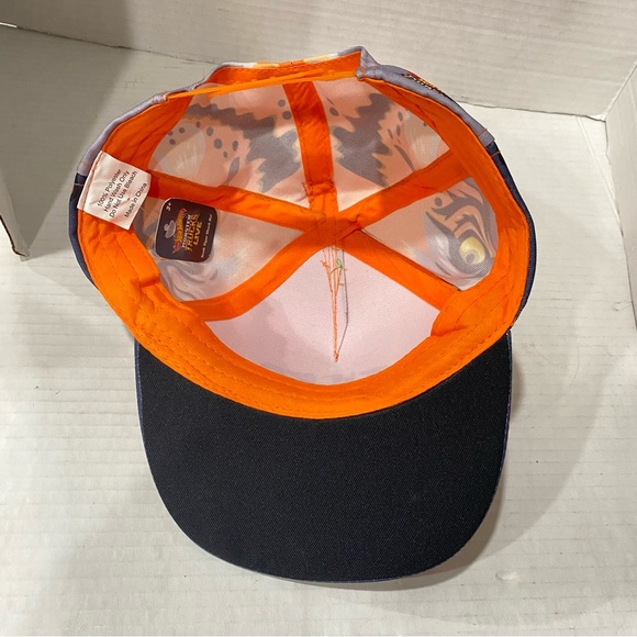 Hot Wheels Monster Truck Live Tiger Shark Autographed Youth Hat NWT - Picture 2 of 5